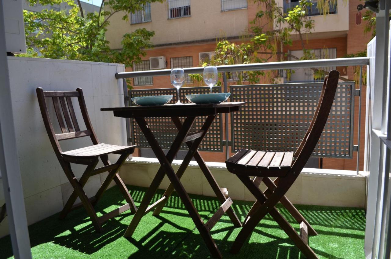 Apartamento Reformado Parking Gratis Sevilla Buitenkant foto