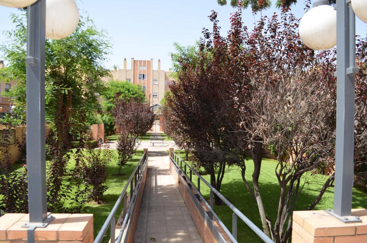 Apartamento Reformado Parking Gratis Sevilla Buitenkant foto