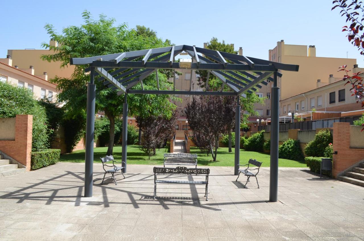 Apartamento Reformado Parking Gratis Sevilla Buitenkant foto